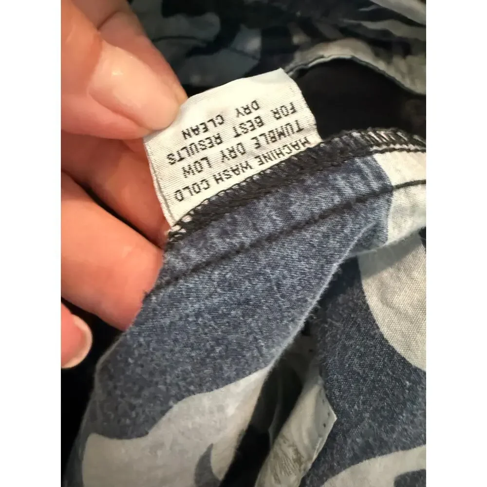 Tommy Bahama Silk & Linen Blend Shorts Navy Blue 36